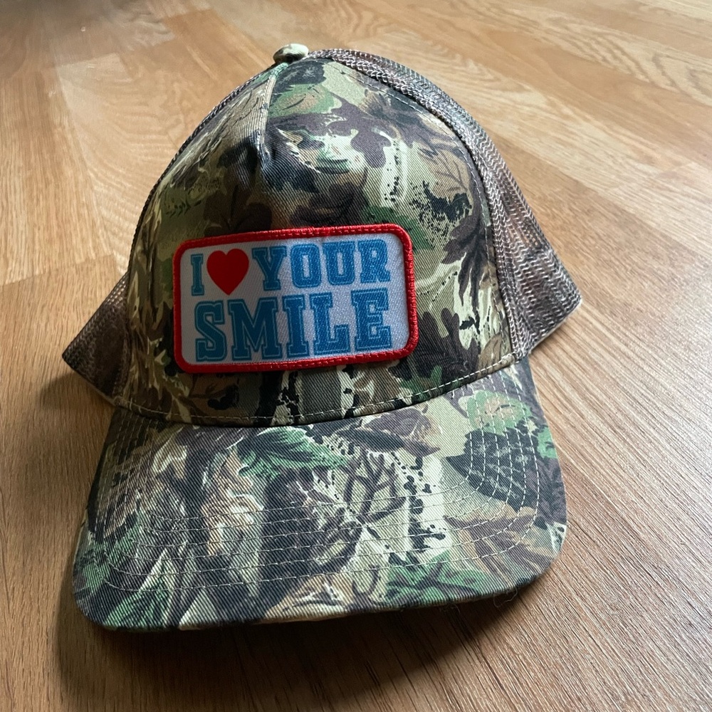 Loveworn Camouflage ‘I ❤️ Your Smile’ Cap